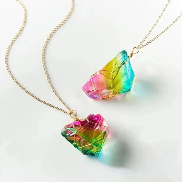 NEW! Wrapped Wire Raw Rainbow Quartz Crystal Pendant Necklace - Picture 3 of 7